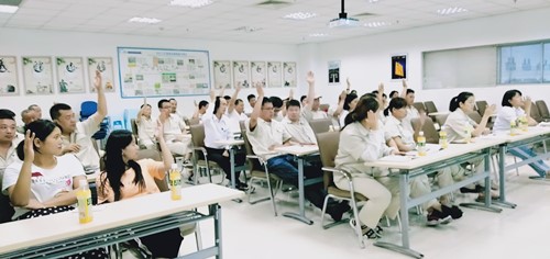 南亞新材四屆九次職工代表大會(huì)順利召開(圖4)